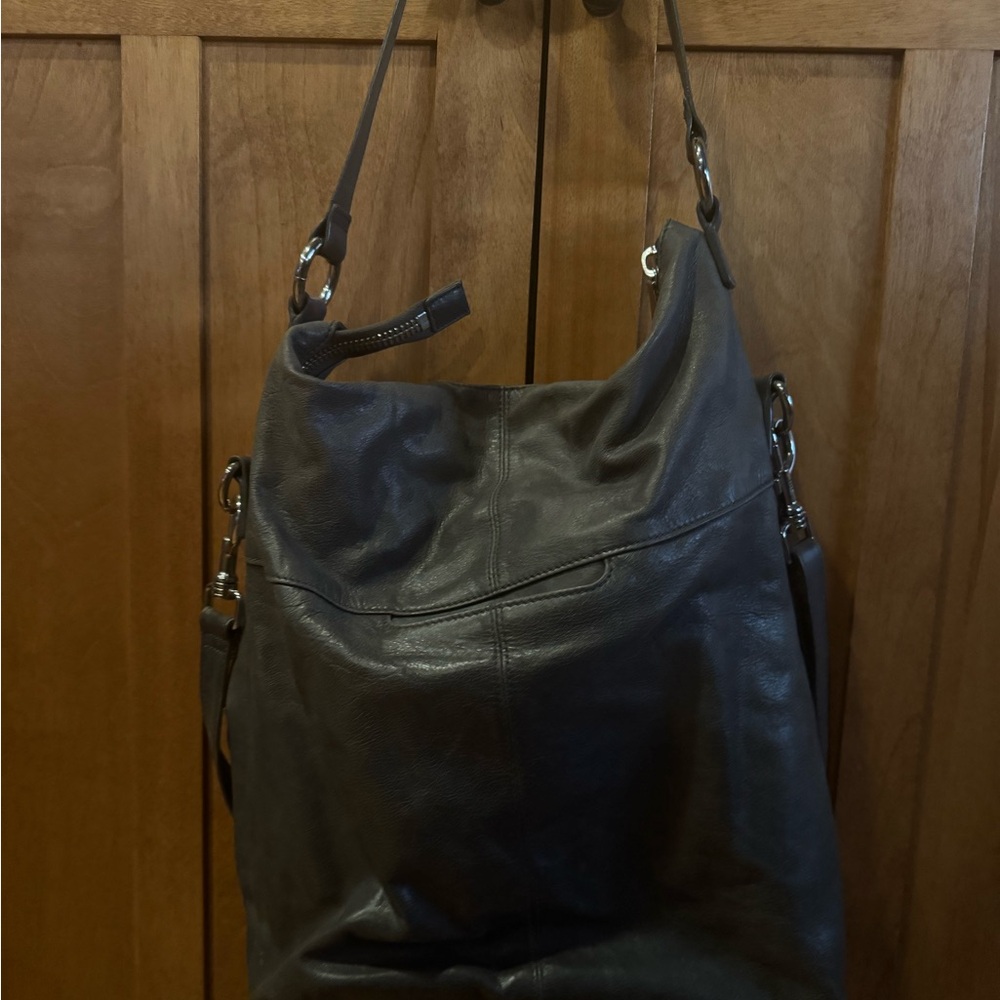 HOBO INTERNATIONAL EXPLORER BAG